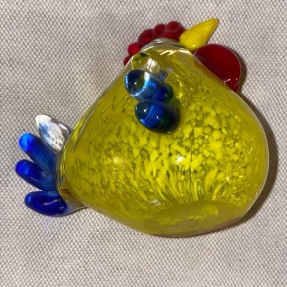 ART GLASS HEN CHICKEN FIGURINE PAPER WEIGHT... in great condition - Picture 1 of 3
